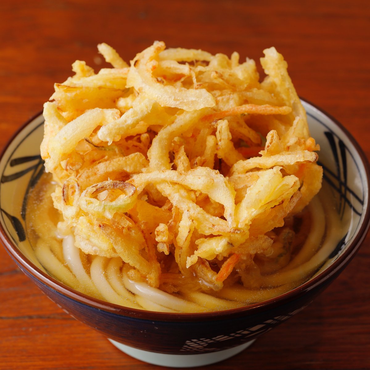 丸亀製麺 今日は野菜の日なので存在感のある野菜かき揚げの写真をプレゼント 22 08 31 俺ノランキング